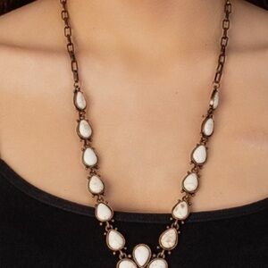 Chic Cream Teardrop Necklace